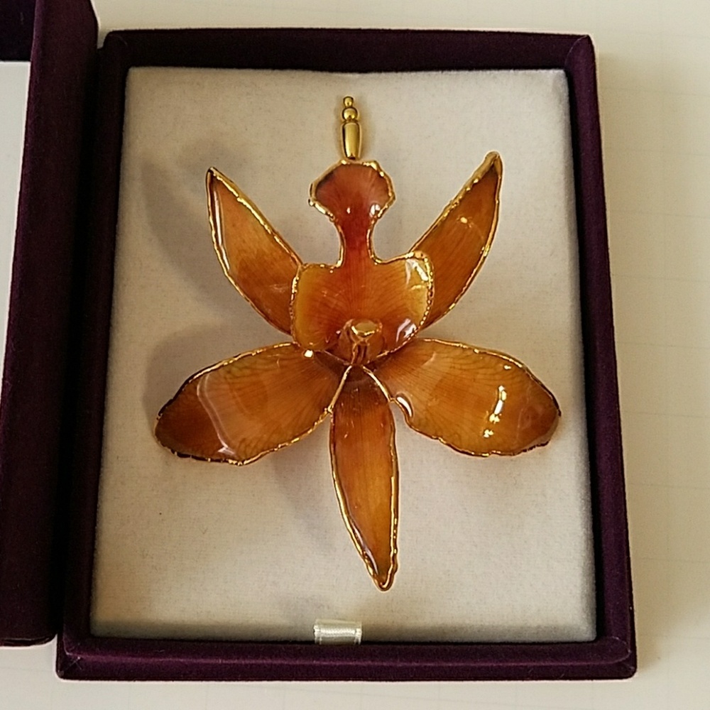 Tcp Collection Orchid Pin